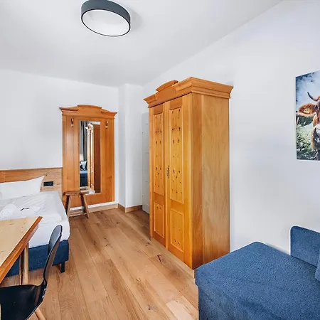 Bed&Breakfast Hotel Garni Trifthof-2